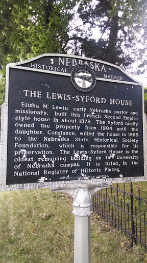 Lewis Syford House Historical Marker - Lincoln, NE.jpg