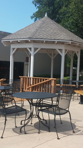 Corner Bakery Gazebo - Round Rock, TX.jpg