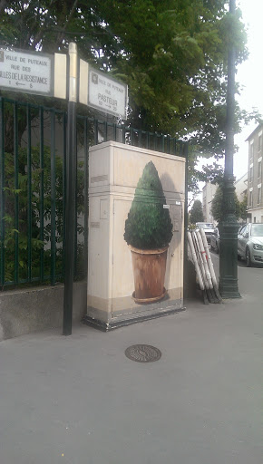 Transformateur Design - Puteaux, Île-de-France.jpg