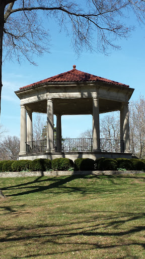 Washington Park Gazebo - Springfield, IL.jpg