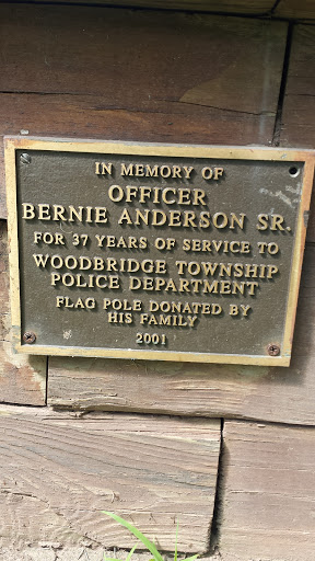 File:In Memory of Bernie Anderson Sr - Woodbridge Township, NJ.jpg