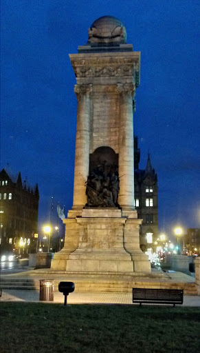 Soldiers and Sailors Monument - Syracuse, NY.jpg