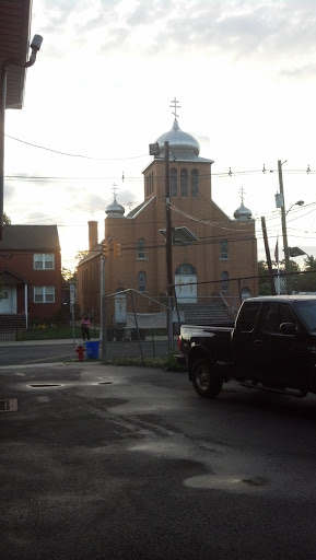 St. Nicholas's Carpatho-Rusyn Orthodox Church - Elizabeth, NJ.jpg