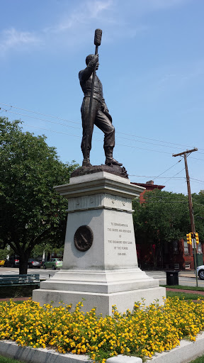 Richmond Howitzers Monument - Richmond, VA.jpg