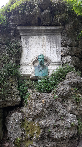 Busto Emilio De Marchi - Milano, Lombardia.jpg
