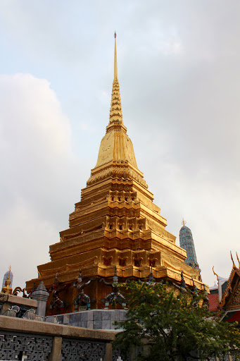 À¹à¸à¸à¸µà¸¢à¹ - Bangkok, Krung Thep Maha Nakhon.jpg