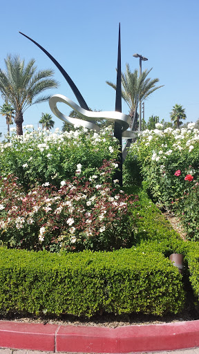 Hub Sculpture - Burbank, CA.jpg