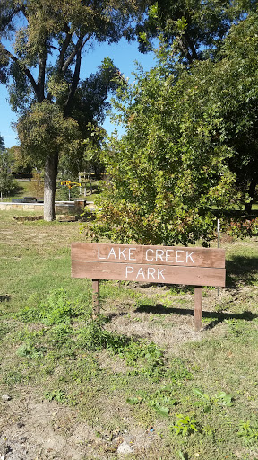 Lake Creek Park - Dog Ridge - Round Rock, TX.jpg