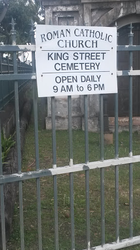 King Street Cemetery - Honolulu, HI.jpg