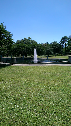 Hampton Park Fountain - Charleston, SC.jpg