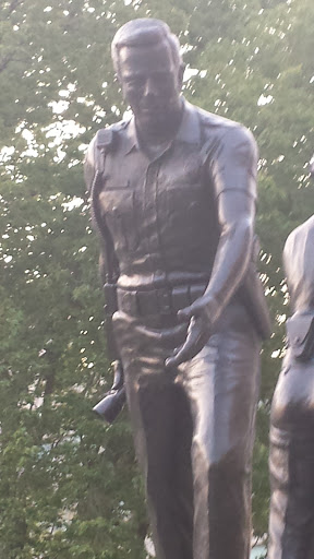 Police Officer's Memorial - Springfield, IL.jpg