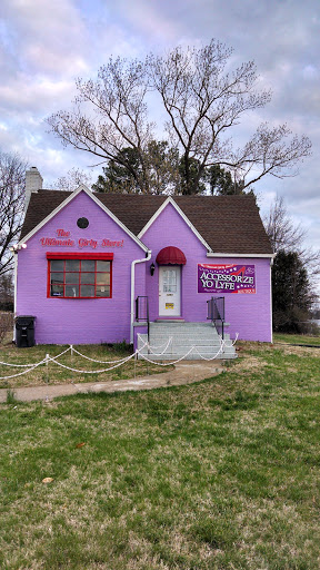 Accessorize Yo Lyfe - Clarksville, TN.jpg