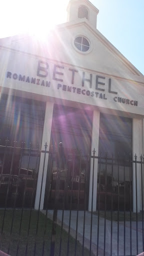 Pentecostal Church - Stanton, CA.jpg