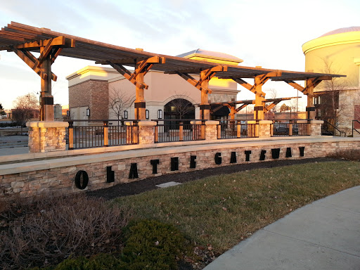File:Olathe Gateway Stage - Olathe, KS.jpg