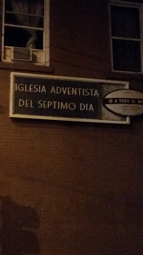 Iglesia Adventista Church - Aurora, IL.jpg