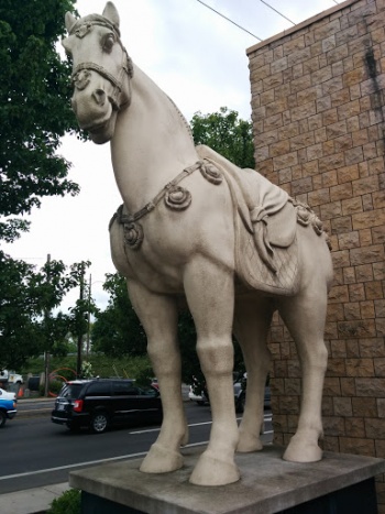 Chang Horse Statue - Eugene, OR.jpg