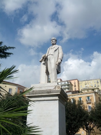 Camillo Benso Conte Di Cavour - Napoli, Campania.jpg