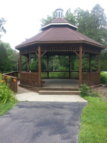 Inwood Park - Gazebo - Joliet, IL.jpg