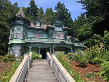 Shelton-McMurphey-Johnson House - Eugene, OR.jpg