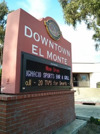 Welcome to El Monte sign - El Monte, CA.jpg