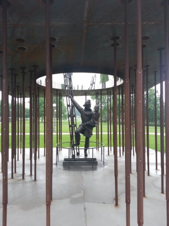 Firefighters Memorial - Saint Paul, MN.jpg