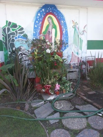 Virgin Mary Mural at Taqueria El Taco Loco - Torrance, CA.jpg