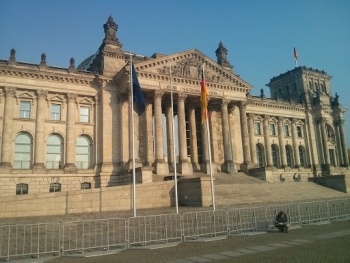 ReichstagsgebÃ¤ude - Berlin, Berlin.jpg