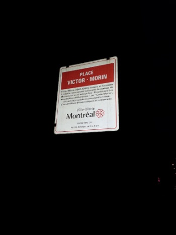 Place Victor-Morin - Montréal, QC.jpg
