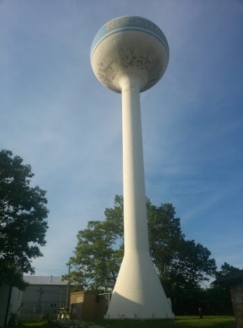 Rockdale Water Tower North - Rockdale, IL.jpg
