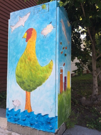 Glendale Tree Chicken Utility Box - Glendale, CA.jpg