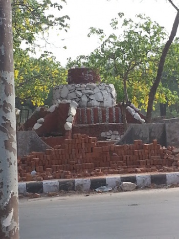 Holy Brick Fountains - New Delhi, DL.jpg