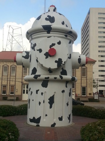 World's 3rd Largest Fire Hydrant - Beaumont, TX.jpg