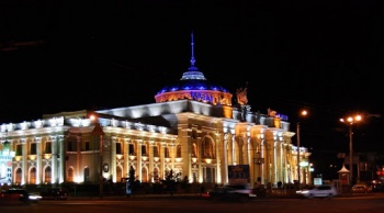 Odessa Main Railway Station - Odesa, Odessa Oblast.jpg