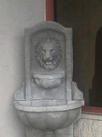 Lion Fountain - Pompano Beach, FL.jpg