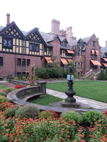 Stan Hywet Hall and Gardens - Akron, OH.jpg