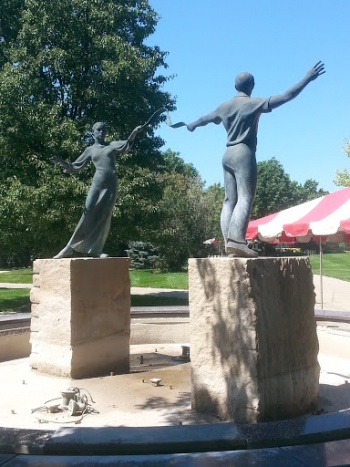 Crossroads Fountain - South Bend, IN.jpg