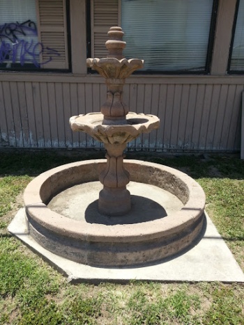 Fuente De Santa Ursula - Laredo, TX.jpg