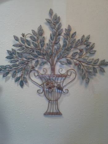 Wire Sculpture Art by Ella - Las Vegas, NV.jpg