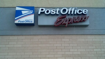 US Post Office - Crossroad Shopping Center - Rochester, MN.jpg