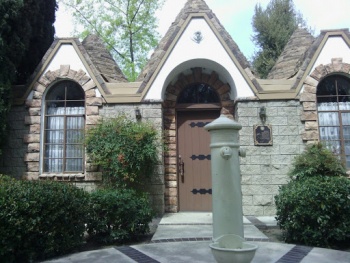 Trulli Building - Visalia, CA.jpg