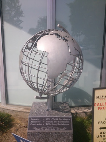 Metal Globe - Glendale, CA.jpg
