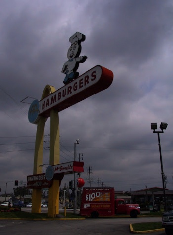 The Speedee McDonald's Store - Downey, CA.jpg