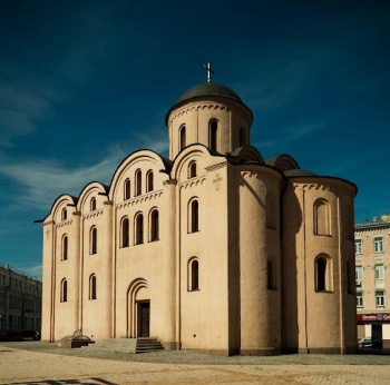 Ð¥ÑÐ°Ð¼ Ð£ÑÐ¿ÑÐ½Ð½Ñ ÐÑÐµÑÐ²ÑÑÐ¾Ñ ÐÐ¾Ð³Ð¾ÑÐ¾Ð´Ð¸ÑÑ (ÐÐ¸ÑÐ¾Ð³Ð¾ÑÑ) - Kyiv, Kyiv city.jpg