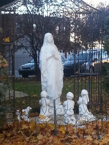 Statue Goddess - Philadelphia, PA.jpg