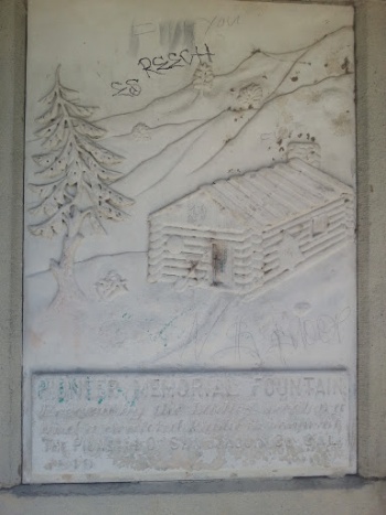 Pioneer Memorial Fountain - Stockton, CA.jpg