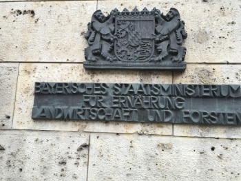Bayern Minister - München, BY.jpg