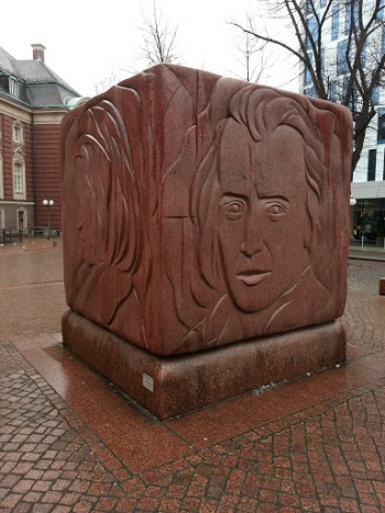 Brahms Monument - Hamburg, HH.jpg
