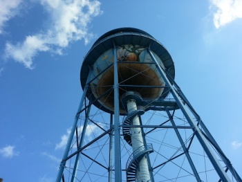 St. Petersburg water tower - Saint Petersburg, FL.jpg