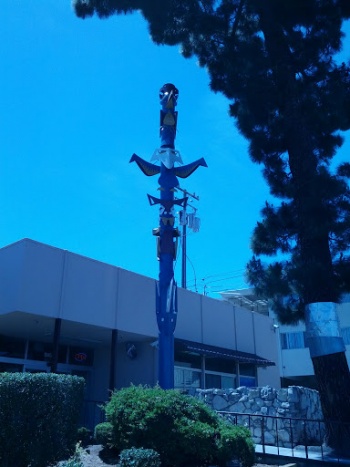 Bel Mateo Bowl Totem Pole - San Mateo, CA.jpg