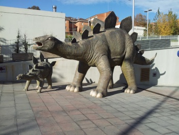 Dinosaurios - Santa Coloma de Gramenet, CT.jpg